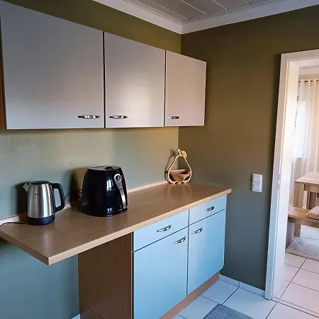 Gemuetliches Im Naturpark Rhein-westerwald Lägenhet